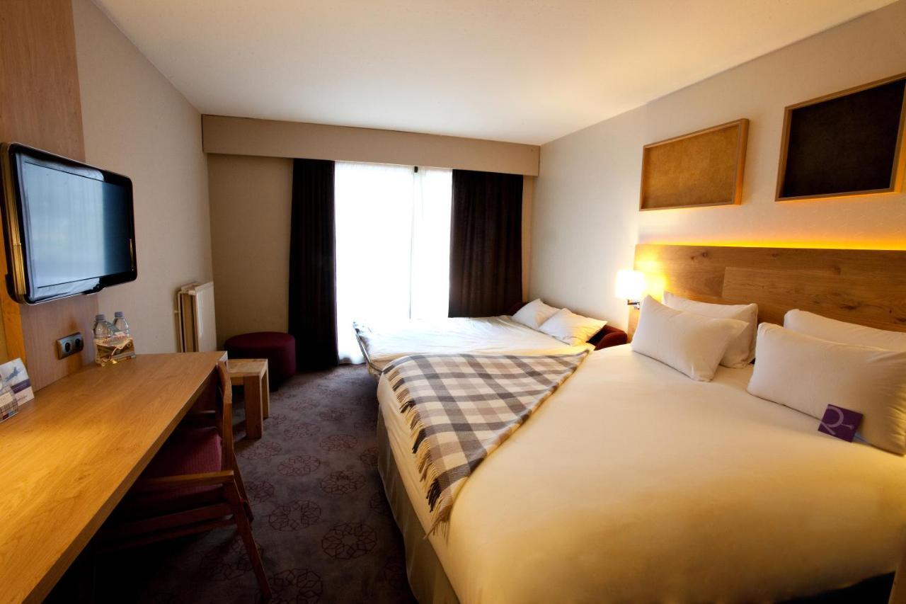 Mercure Saint-Lary エクステリア 写真