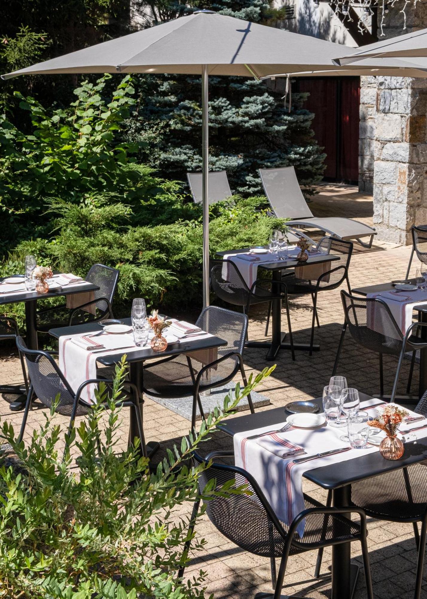 Mercure Saint-Lary エクステリア 写真